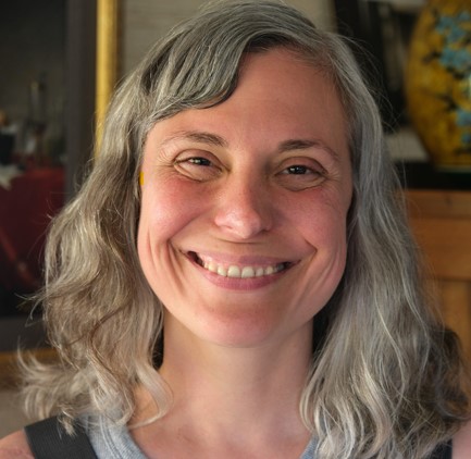 Instructor Elizabeth Flanagan