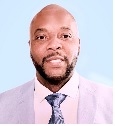 Photo of RTC Associate Dean of the Library Clevell Roseboro II smiling